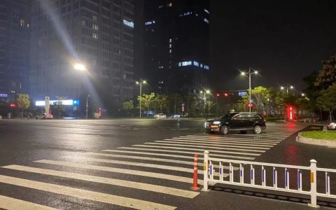 24小时没睡，干了这件事。