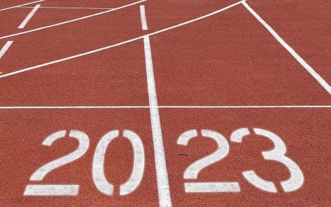 2022年我用半年的时间打造一个半自动月佣8W的变现流程