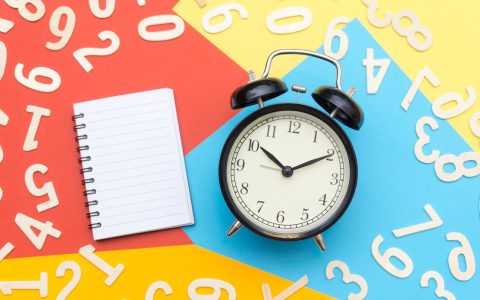 为什么有人稳定的穷着？之不能说的秘密。