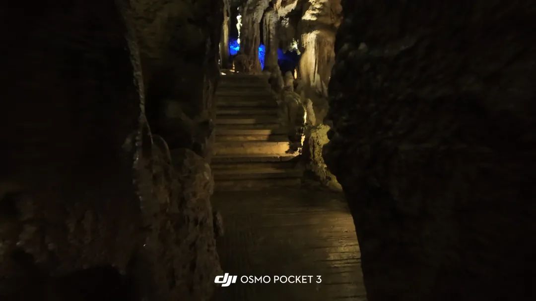 去了一趟庐山，才发现被李白忽悠了