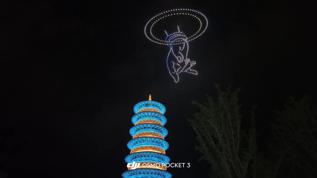 去了一趟庐山，才发现被李白忽悠了